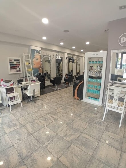 Local en Córdoba, Córdoba en venta - Foto del edificio - Imagen 3 de 21