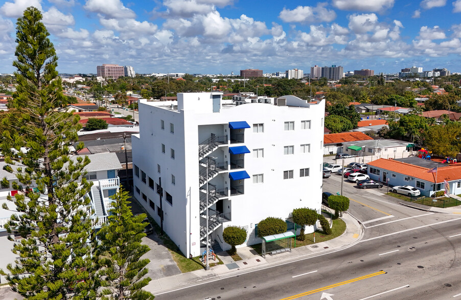 6001 W Flagler St, Miami, FL en venta - Foto del edificio - Imagen 3 de 36