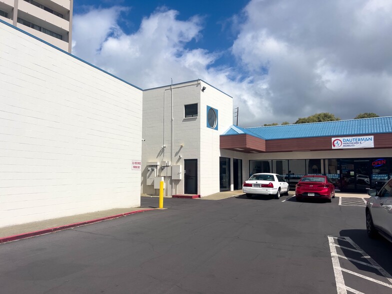 2700 S King St, Honolulu, HI en alquiler - Foto del edificio - Imagen 1 de 20