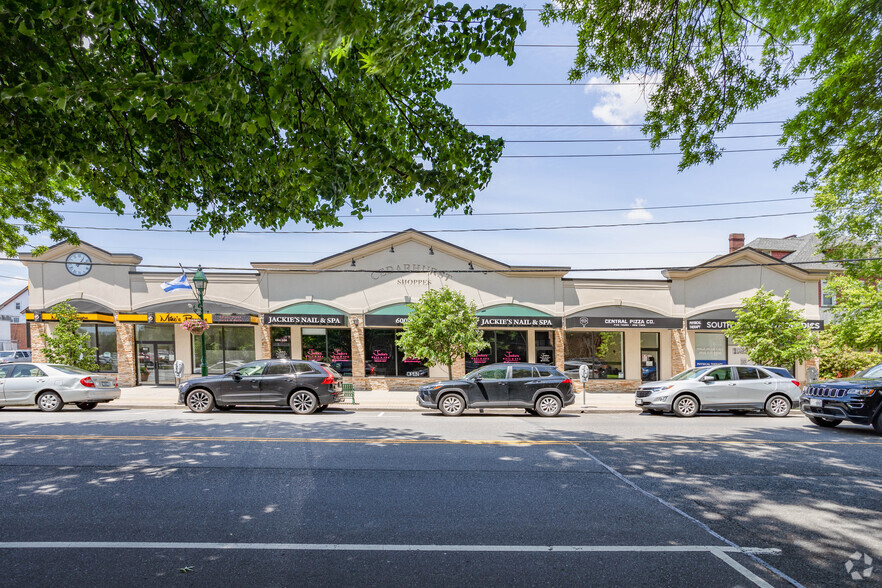 600-610 Central Ave, Cedarhurst, NY en alquiler - Foto del edificio - Imagen 3 de 5