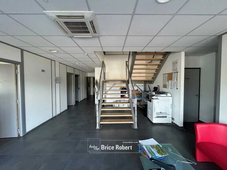 Flex en Janneyrias en venta - Foto del interior - Imagen 2 de 5