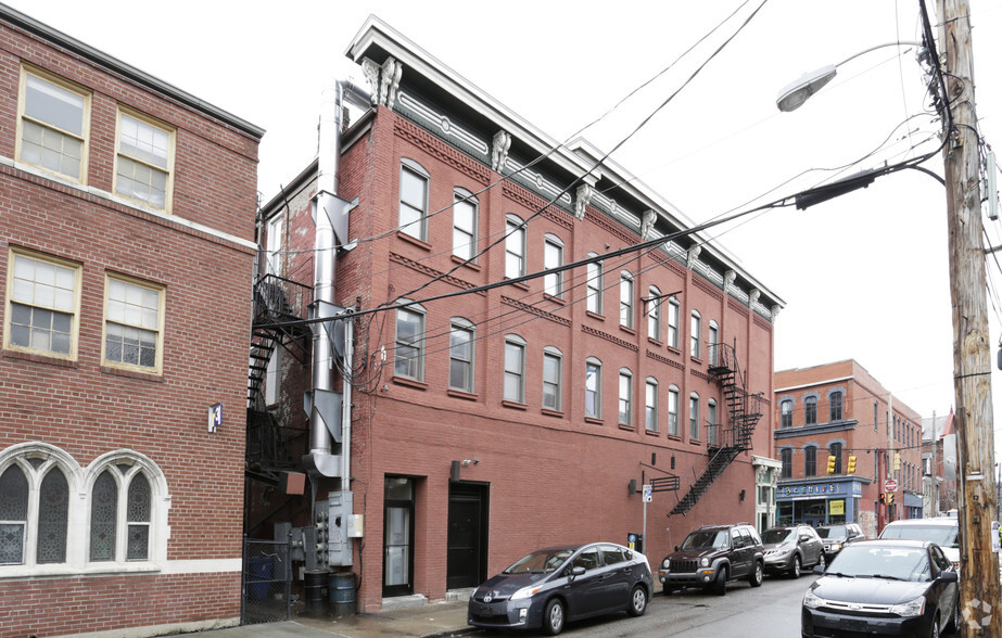 1324 E Carson St, Pittsburgh, PA en alquiler - Foto del edificio - Imagen 2 de 2