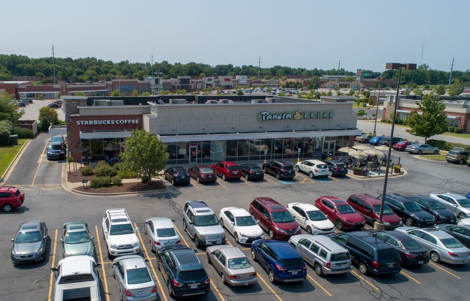 1400 E Ireland Rd, South Bend, IN en alquiler - Foto del edificio - Imagen 3 de 7