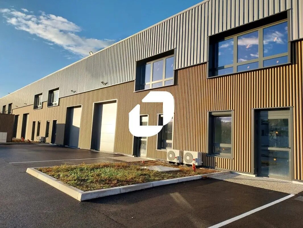 225 Avenue Des Marronniers, Bourgoin-Jallieu en alquiler Foto del edificio- Imagen 1 de 42