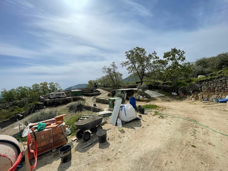 Terreno en Montánchez, Cáceres en venta - Foto principal - Imagen 2 de 29