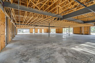 I-45 & Crescent Campus Blvd, Conroe, TX en alquiler Foto del interior- Imagen 2 de 2