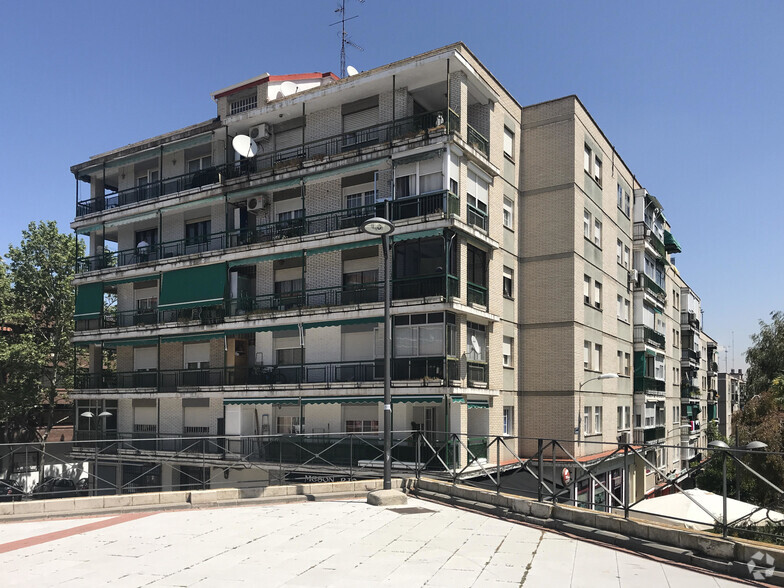 Calle Cantarranas, 1, Alcorcón, Madrid en venta - Foto del edificio - Imagen 2 de 2