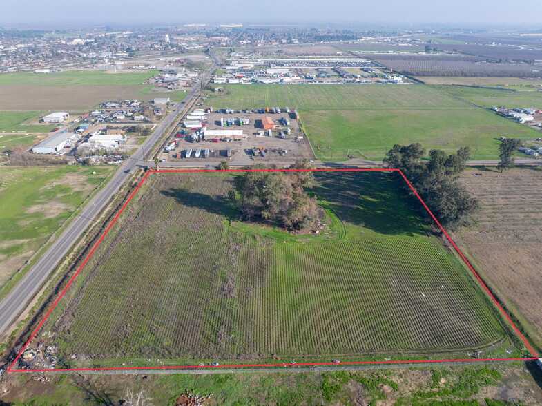 71 Tyler Rd, Merced, CA en venta - Foto del edificio - Imagen 3 de 3