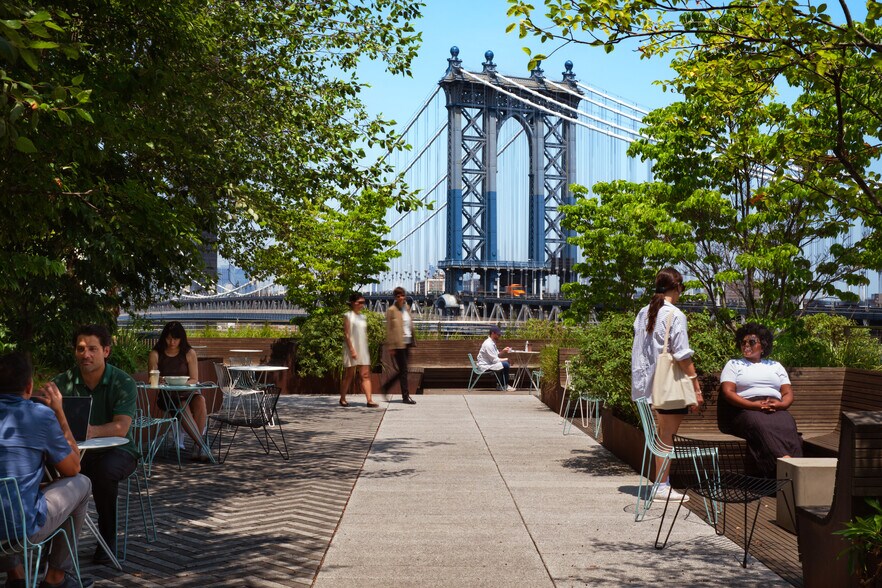 45 Main St, Brooklyn, NY en alquiler - Foto del edificio - Imagen 3 de 13