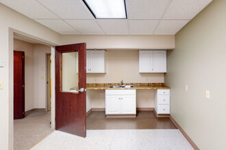 830 W High St, Lima, OH en alquiler Foto del interior- Imagen 2 de 3