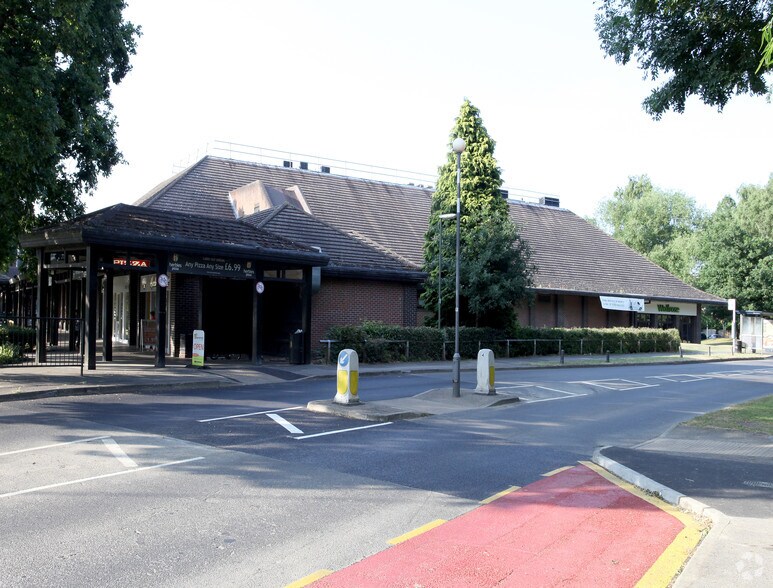 Denton Way, Woking en venta - Foto principal - Imagen 2 de 3