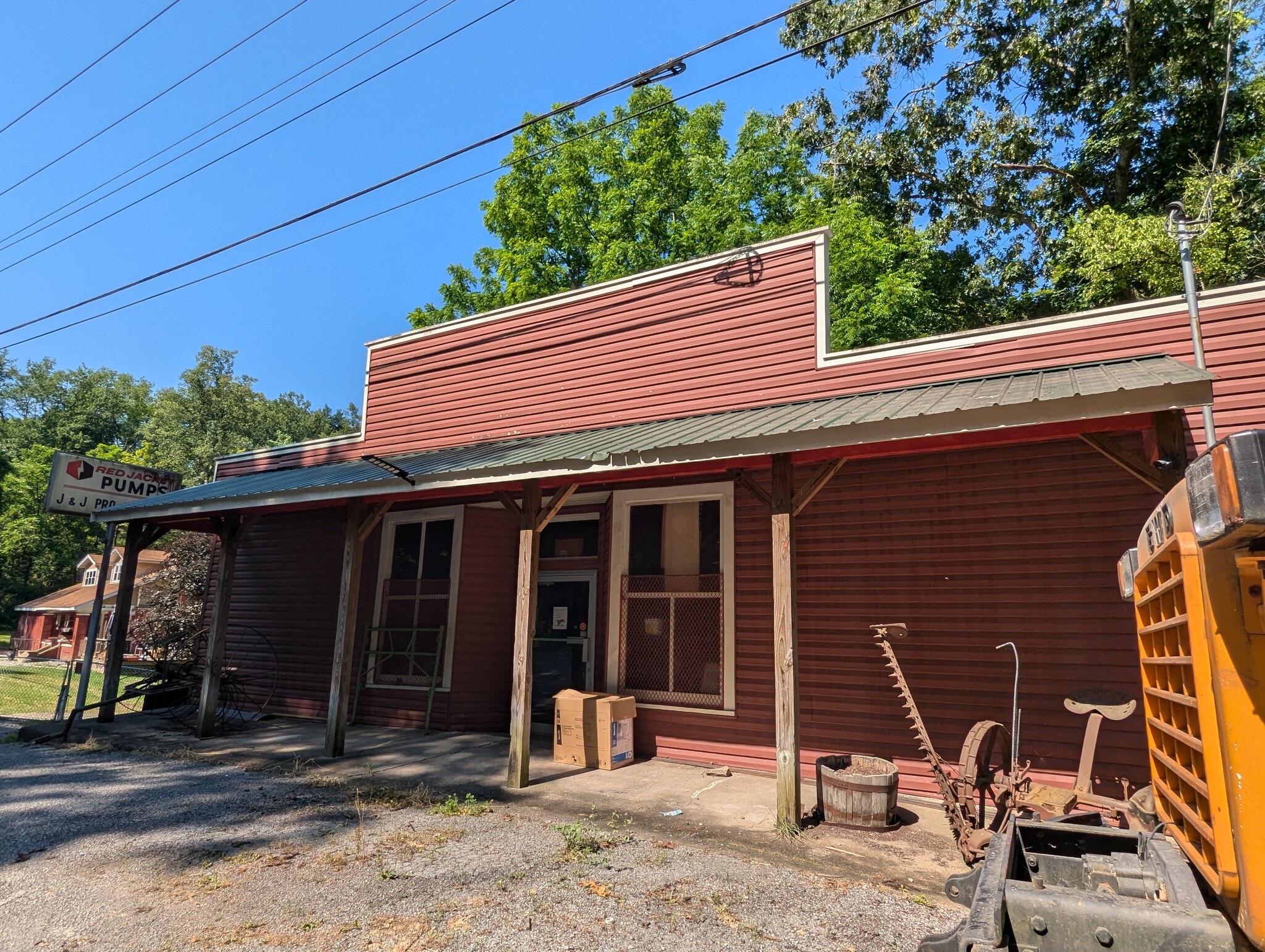 101 Old Victor Post Office Rd, Victor, WV en venta Foto del edificio- Imagen 1 de 21