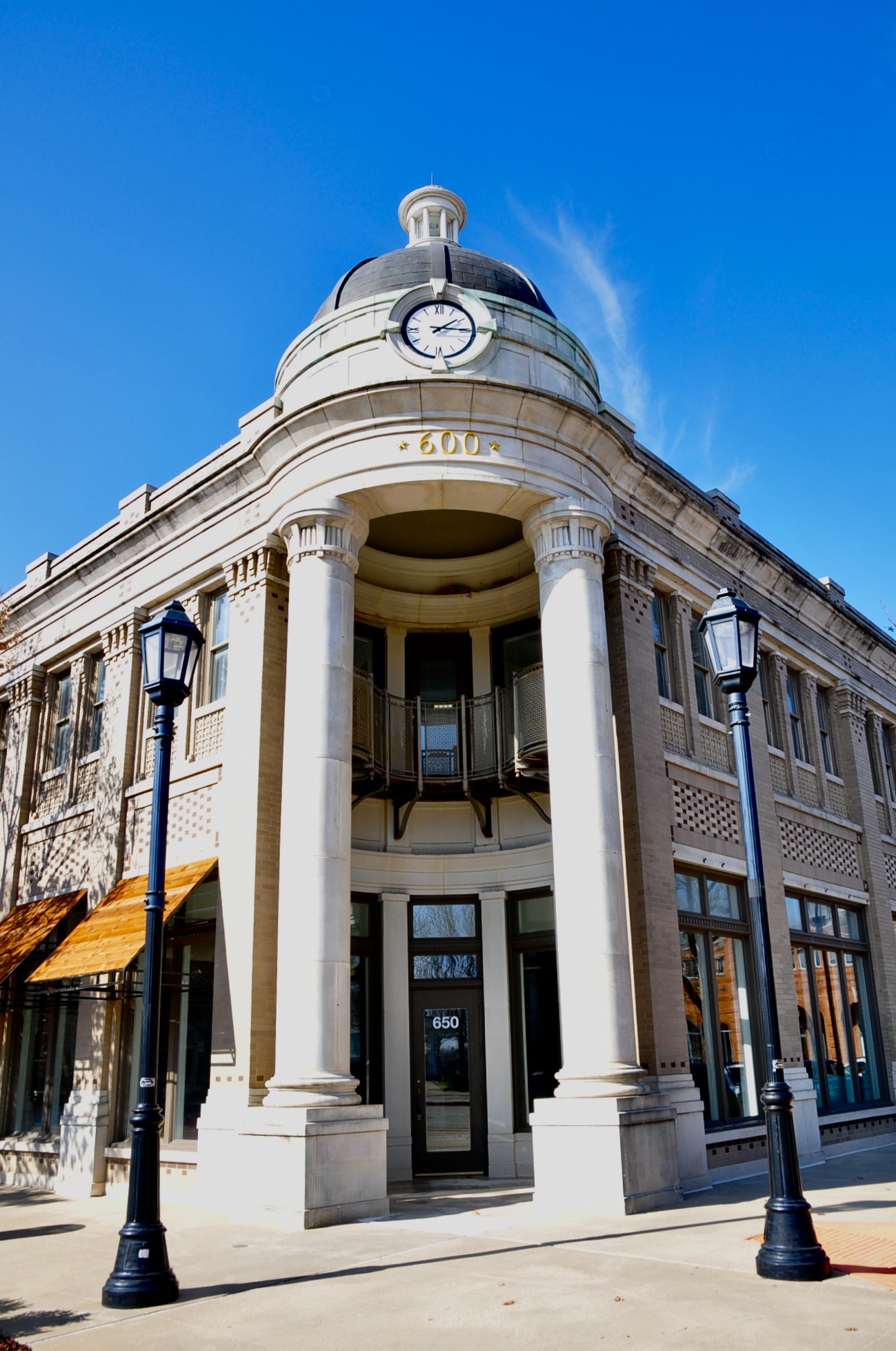 300-900 Parker Sq, Flower Mound, TX en alquiler Foto del edificio- Imagen 1 de 5