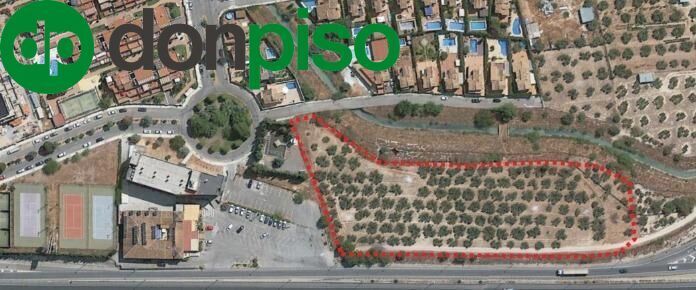 Calle los Juncos, Albolote, Granada en venta - Foto del edificio - Imagen 2 de 29