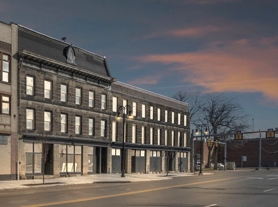 130 Erie St S, Massillon, OH en venta - Foto del edificio - Imagen 1 de 37