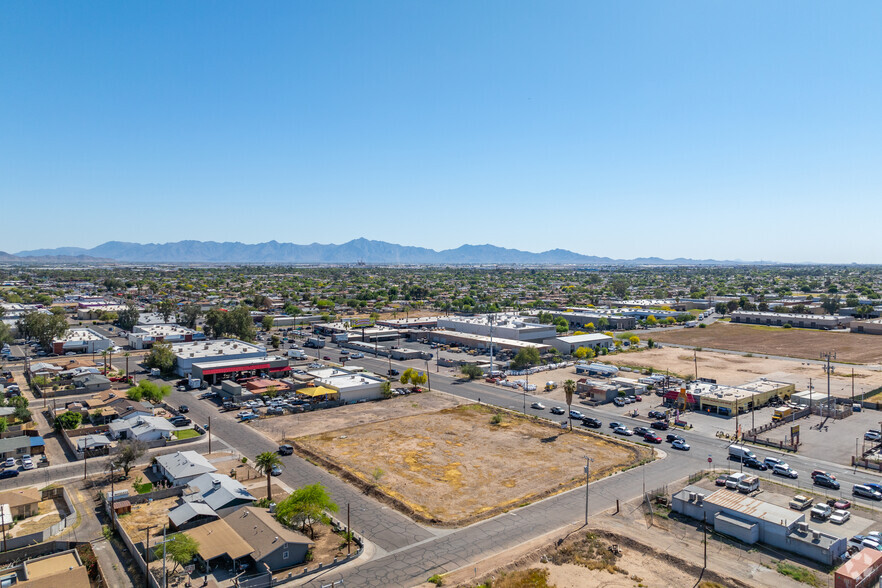 2725 N 34th Dr, Phoenix, AZ en venta - Foto del edificio - Imagen 2 de 12