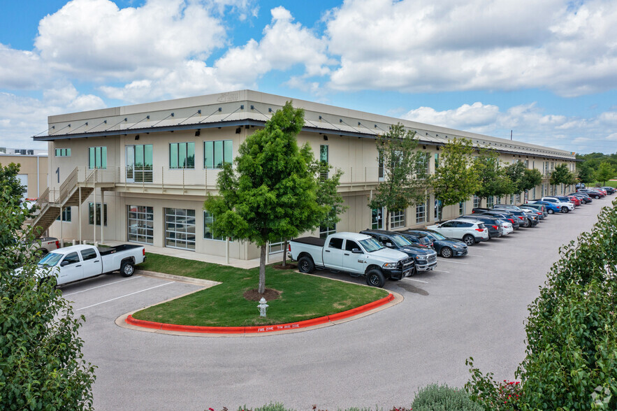 1205 Sheldon Cv, Austin, TX en alquiler - Foto del edificio - Imagen 1 de 8