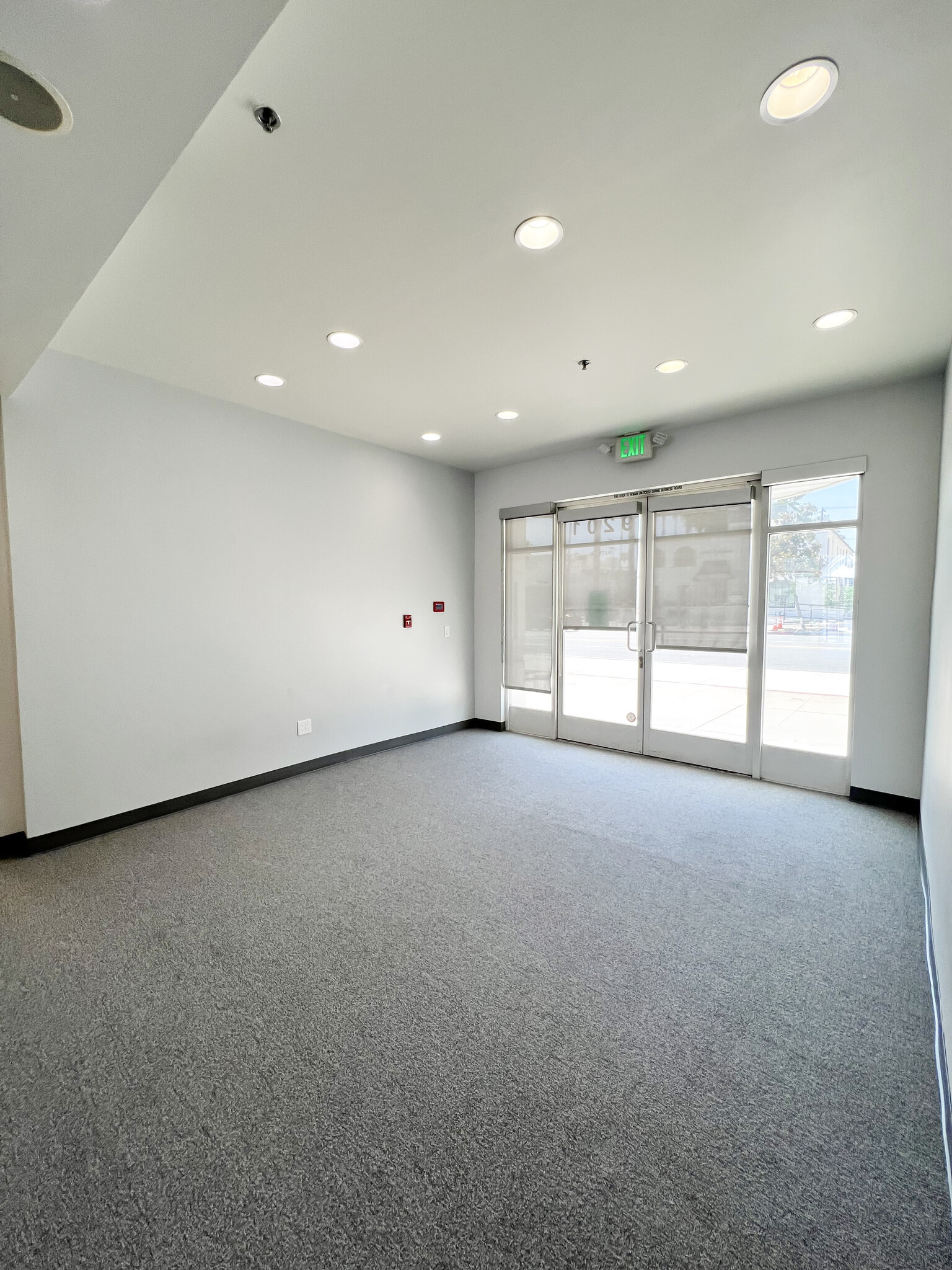 9201 W Olympic Blvd, Beverly Hills, CA en alquiler Foto del interior- Imagen 1 de 7