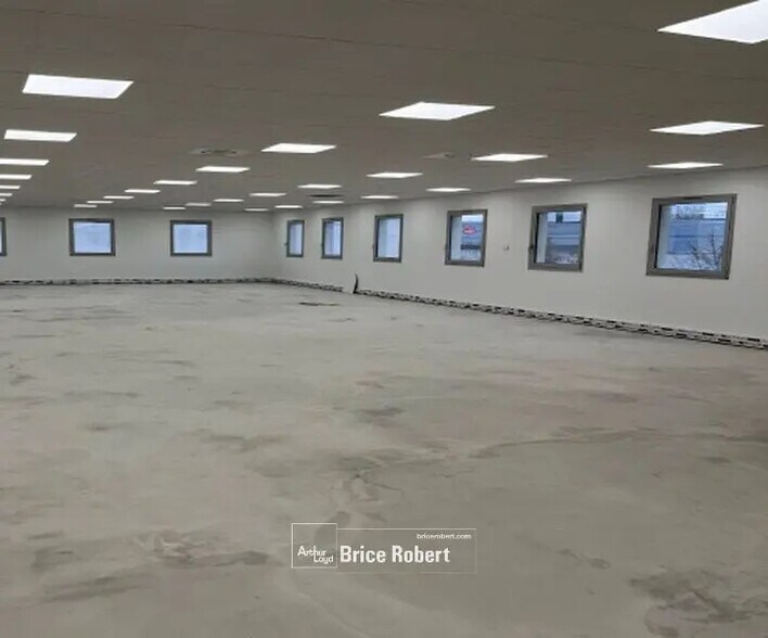 Oficina en Saint-Priest en alquiler - Foto del interior - Imagen 3 de 9