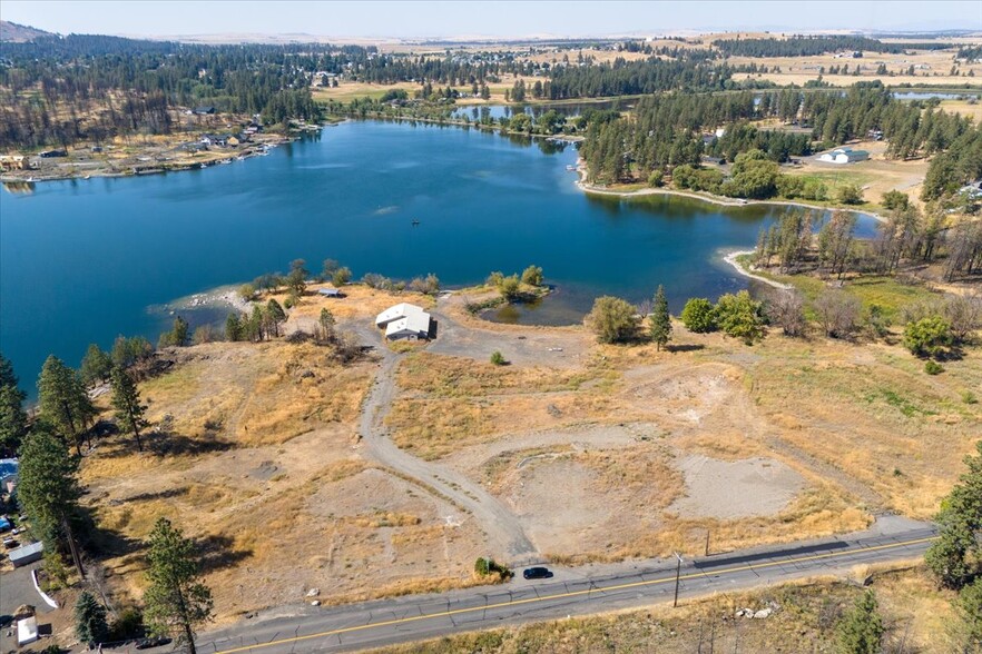 9212 S Silver Lake Rd, Medical Lake, WA en venta - Foto del edificio - Imagen 1 de 11