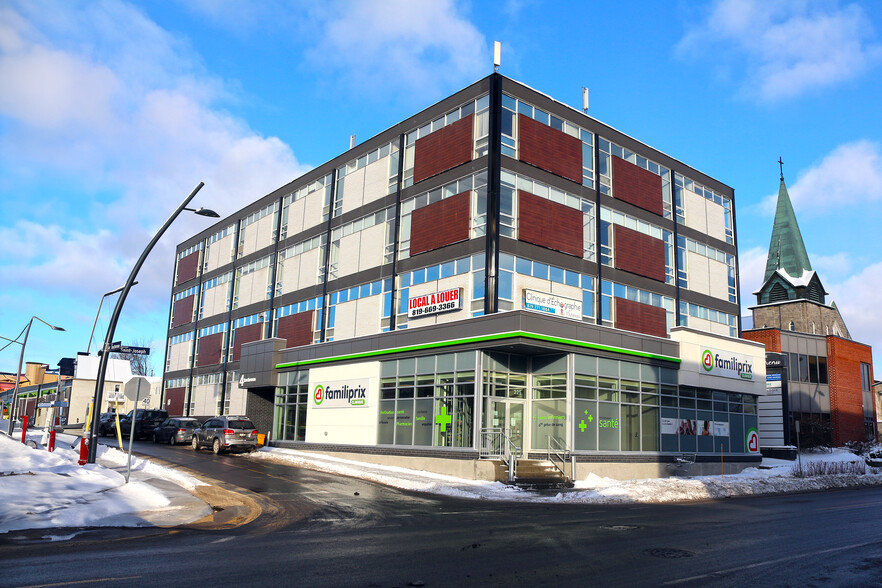 4 Rue Taschereau, Gatineau, QC en alquiler - Foto del edificio - Imagen 1 de 4