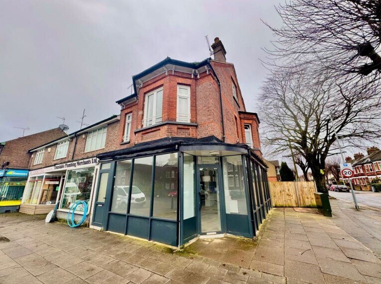 139 High Street North, Dunstable en venta Foto del edificio- Imagen 1 de 7