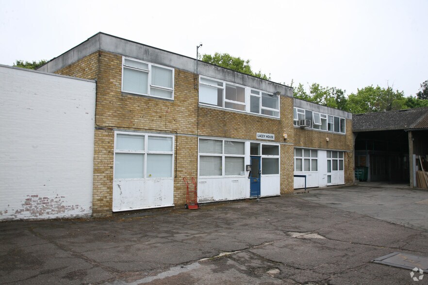 Holly Rd, Hampton en venta - Foto principal - Imagen 2 de 2