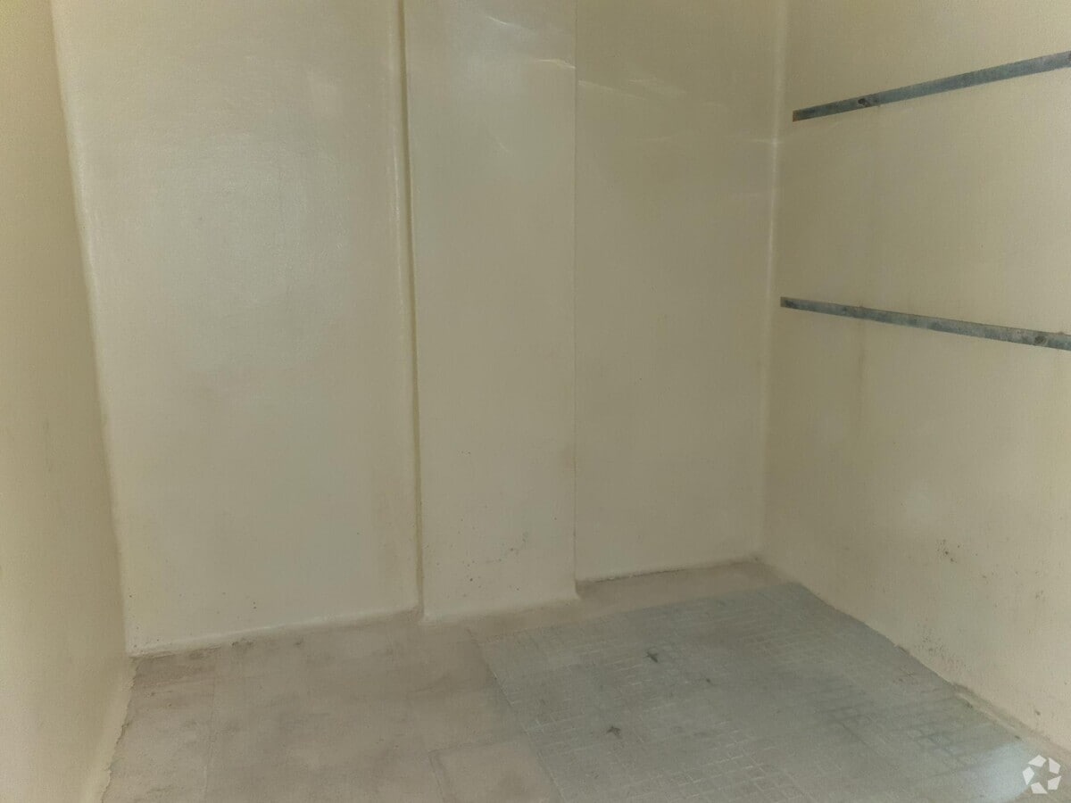 Paseo Val, 16, Alcalá de Henares, MAD 28804 - Unidad Puerta 06, Esc. P -  - Foto del interior - Image 2 of 4