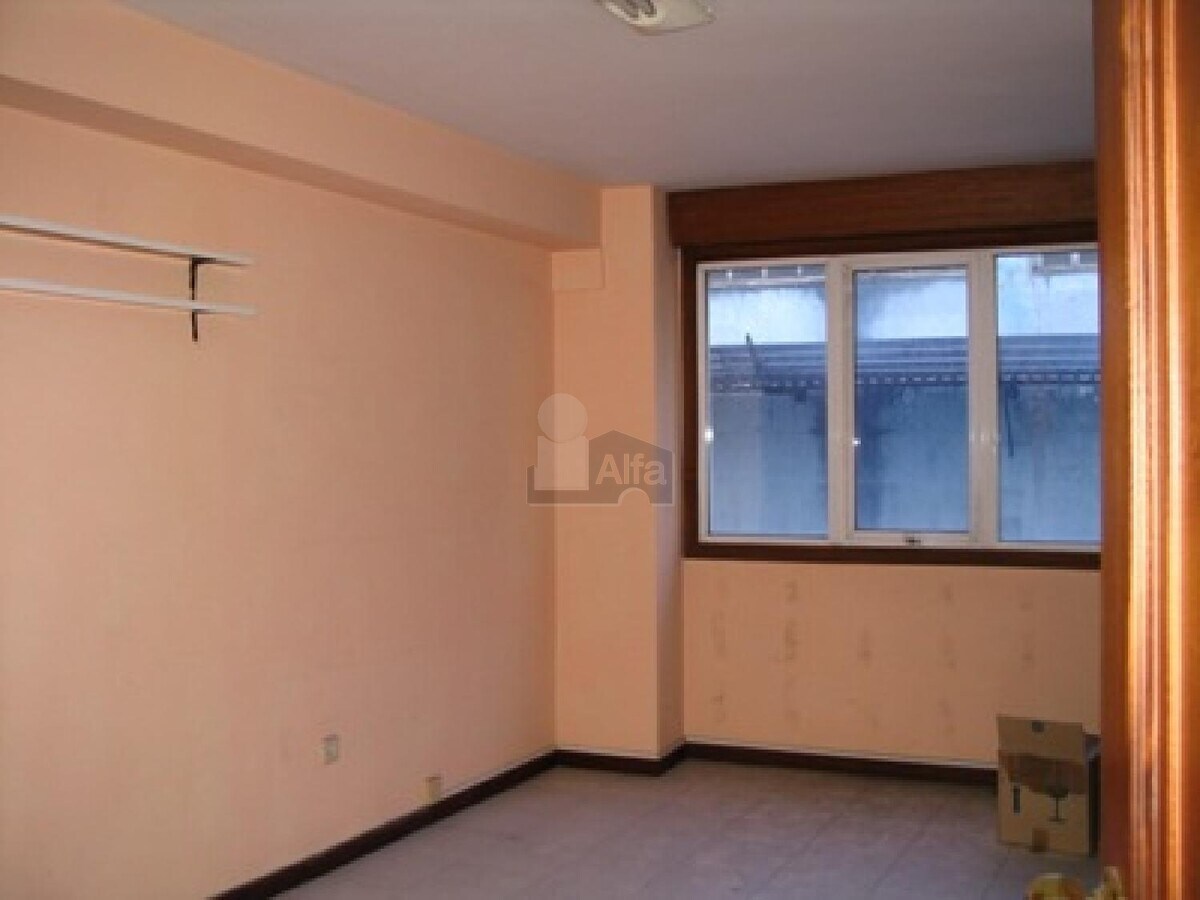 Vigo, PON 36202 - Unidad 1 -  - Foto del interior - Image 2 of 5