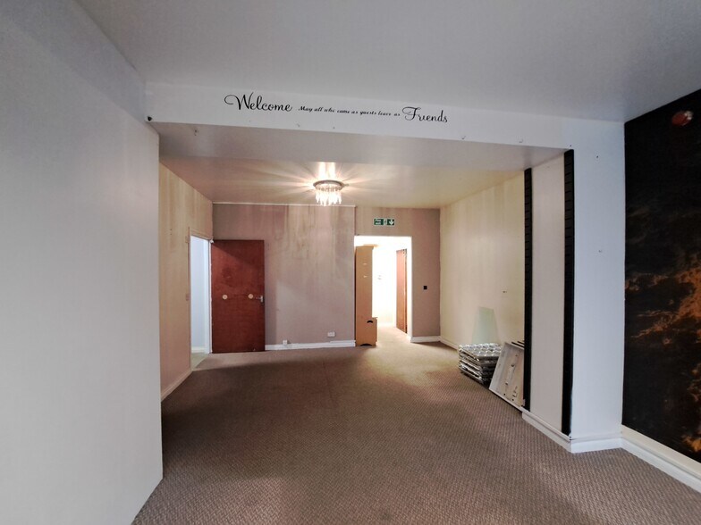 2-10 Hallcraig St, Airdrie en alquiler - Foto del edificio - Imagen 2 de 3