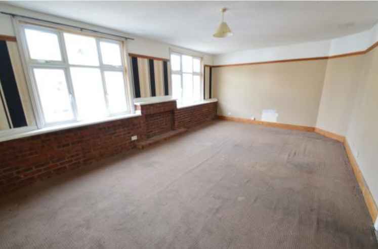 42 Boutport St, Barnstaple en venta - Foto del interior - Imagen 3 de 9