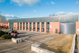 3-4 Fairfield Trade Park, Kingston Upon Thames en alquiler Foto del edificio- Imagen 2 de 9