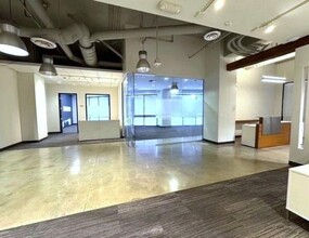 100 W Broadway, Long Beach, CA en alquiler Foto del interior- Imagen 1 de 4