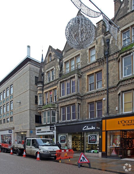 48-50 Cornmarket St, Oxford en venta - Foto del edificio - Imagen 3 de 4