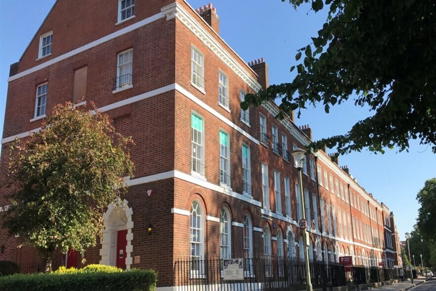 2 Southernhay West W, Exeter en alquiler - Foto del edificio - Imagen 2 de 2