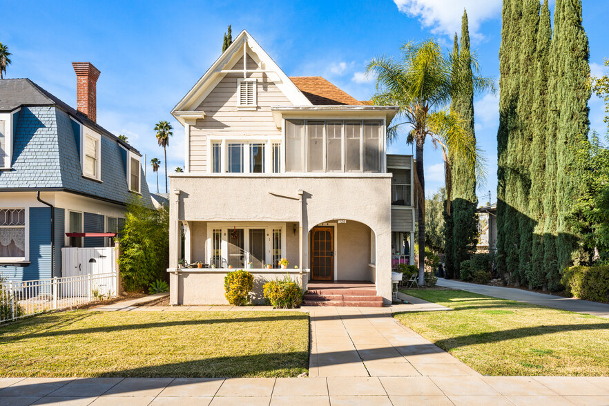 120 Olive Ave, Redlands, CA en venta - Foto del edificio - Imagen 1 de 34