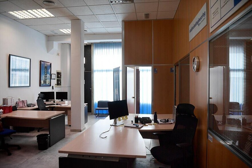 Local en Mairena del Aljarafe, Sevilla en venta - Foto del edificio - Imagen 1 de 20