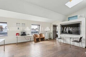 48 Rue La Pérouse, Paris en alquiler Foto del interior- Imagen 2 de 2