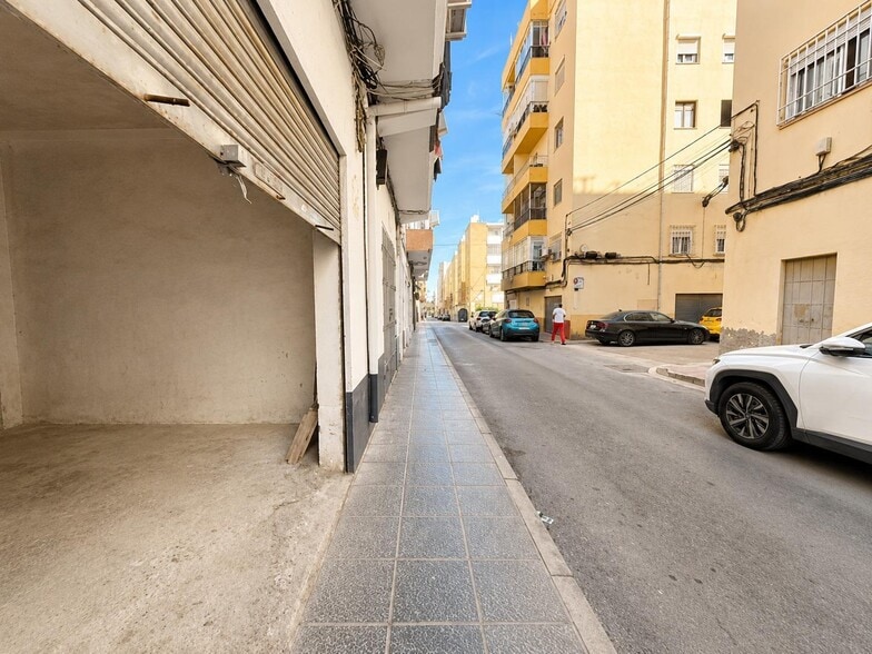 del Inglés, 58, Almería, Almería en venta - Foto del edificio - Imagen 1 de 8