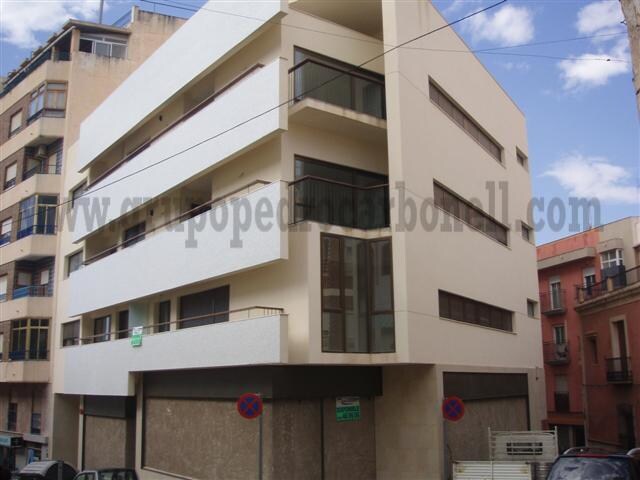 Local en Crevillent, Alicante en alquiler Foto del edificio- Imagen 1 de 2