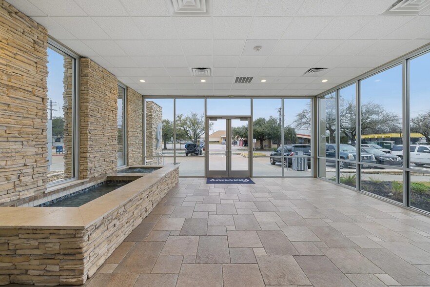 2800 S Texas Ave, Bryan, TX en alquiler - Foto del interior - Imagen 2 de 8