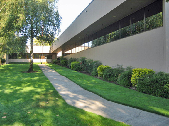 12300 SE Mallard Way, Milwaukie, OR en alquiler - Foto del edificio - Imagen 1 de 5