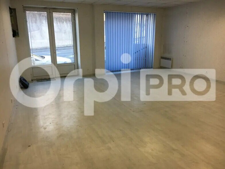 Local en Montluçon en venta - Foto del interior - Imagen 3 de 6