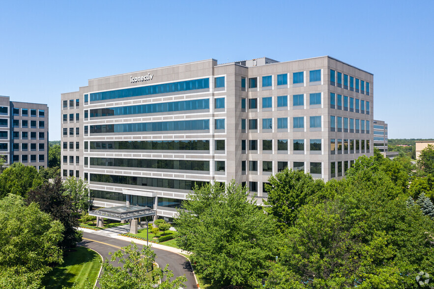 100 Somerset Corporate Blvd, Bridgewater, NJ en alquiler - Foto del edificio - Imagen 1 de 5