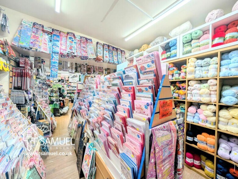 66-68 Oxford St, Penrhiwceiber en venta - Foto del edificio - Imagen 2 de 26