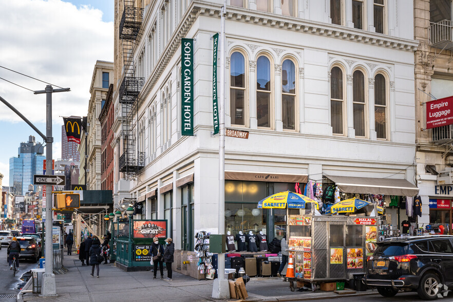 Broadway, Manhattan, NY en venta - Foto del edificio - Imagen 3 de 3