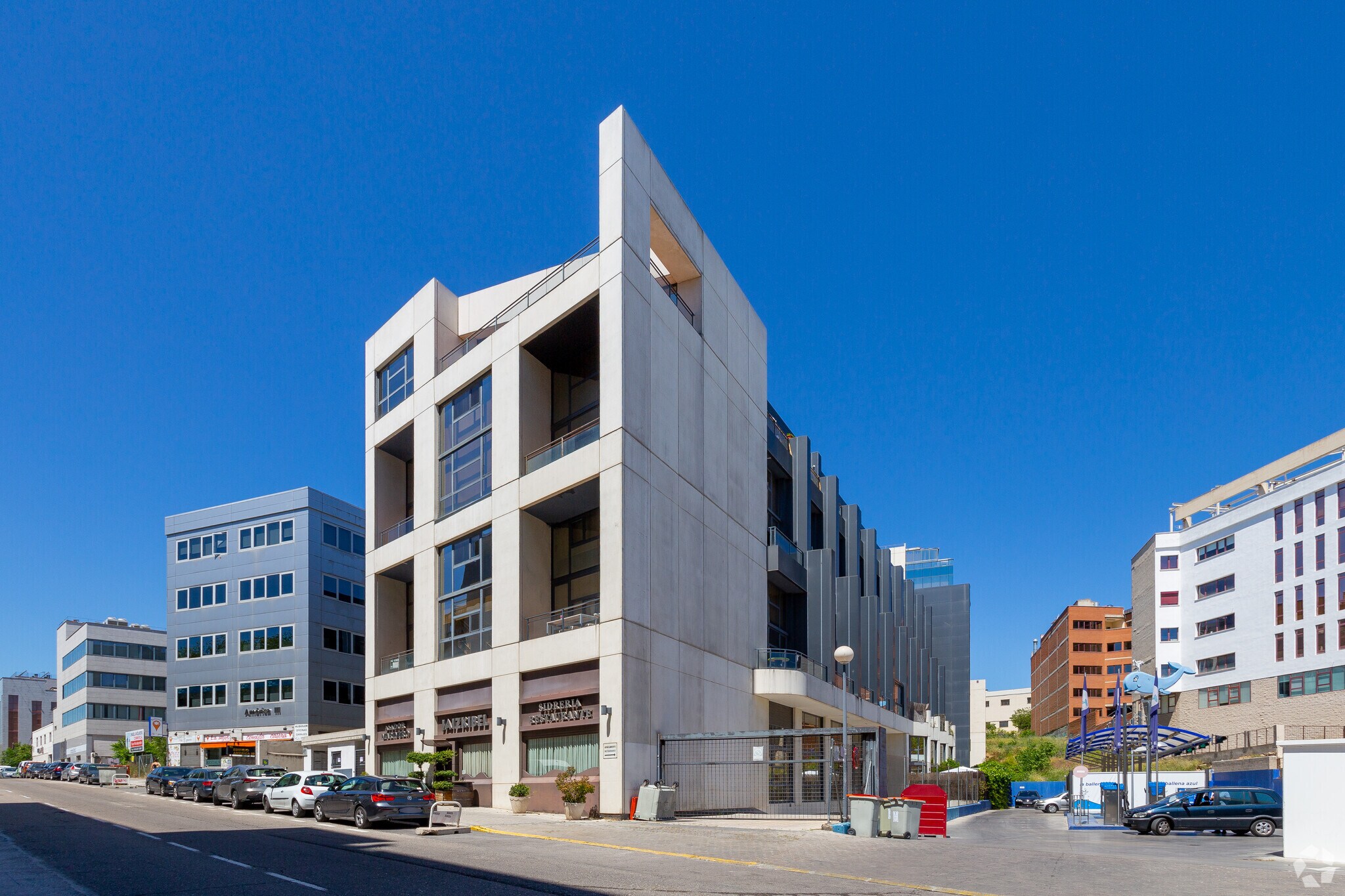 Calle de Albasanz, 67, Madrid, Madrid en venta Foto principal- Imagen 1 de 1