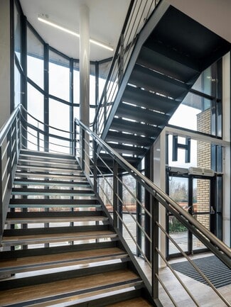 Más detalles de 595 Calder Rd, Edinburgh - Oficina en alquiler