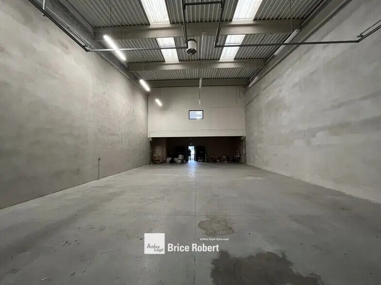 Flex en Saint-Quentin-Fallavier en alquiler - Foto del interior - Imagen 3 de 7