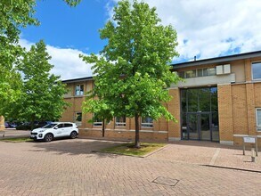 1210 Landsdowne Ct, Brockworth en alquiler Foto del edificio- Imagen 2 de 4